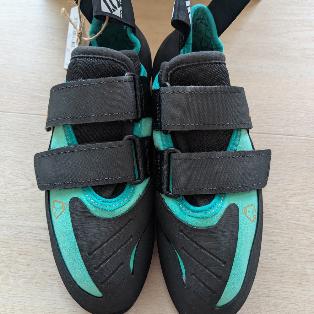 Five Ten Anasazi Velcro Women’s 6.5